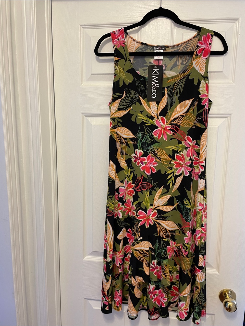 🇨🇦Kim & Co. Brazil Knit Sleeveless Swing Tunic Dress In Tropical Floral Pattern